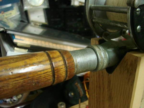 Wood handle to restore