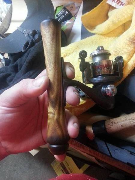Ice rod handle with butt cap