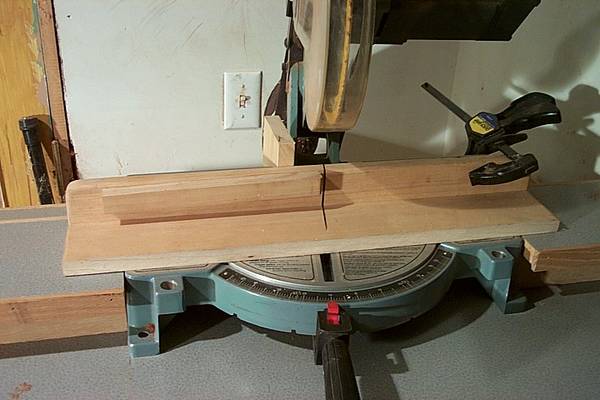 Checker Jig for Miter Saw
